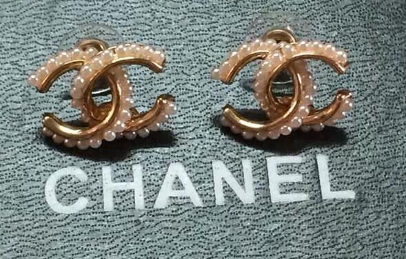 Orecchini Chanel Modello 180
